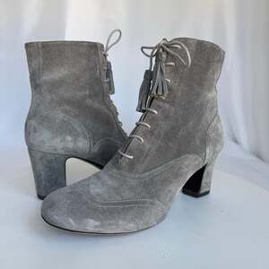 Tabitha Simmons Women’s Grey Suede Tassel Lace-Up Wingtip Ankle Booties Size 10